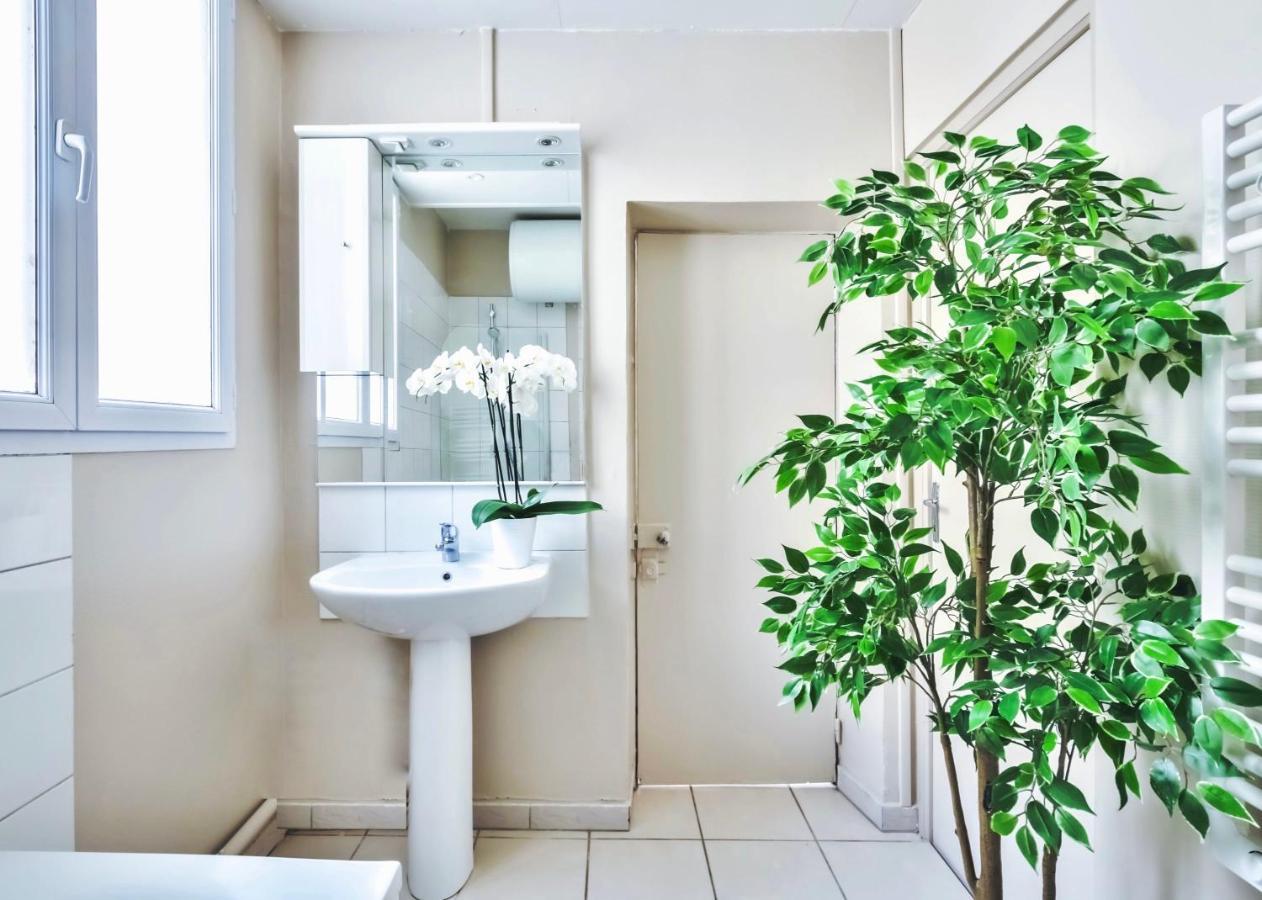Charming Family Flat Near Montparnasse Apartment Париж Екстериор снимка